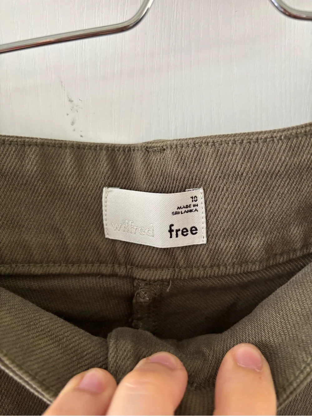 Wilfred Free Olive Cargo Tapered Utility Pants Size 10 Minimalist - Picture 4 of 12